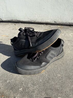 Etnies Shoes